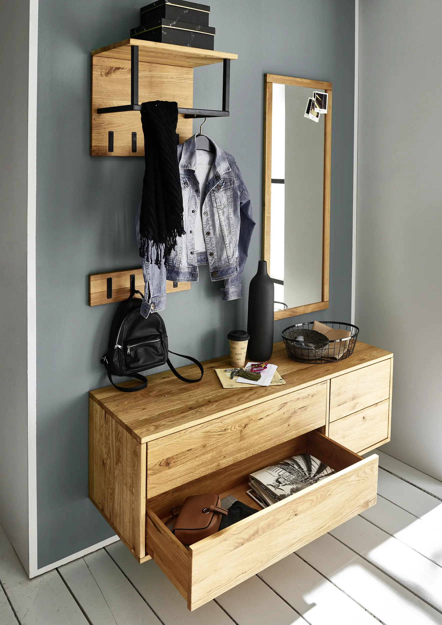 Entrekommode med spejl